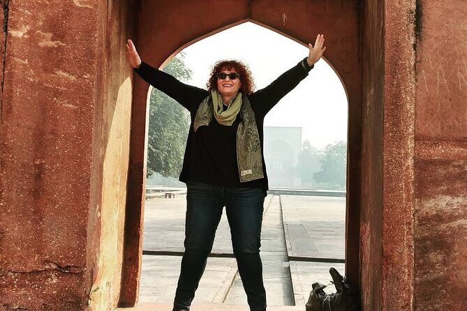 Agra Sightseeing & Shopping Tour by Private Car with Guide - Shopping and lunch time: practical add-ons, not a detour