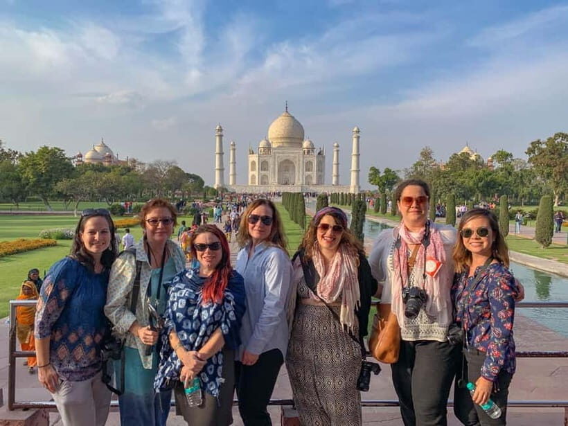 Agra: Skip-the-Line Private Tour of Taj Mahal & Agra Fort - Taj Mahal with express entry: how to turn a quick visit into a good one