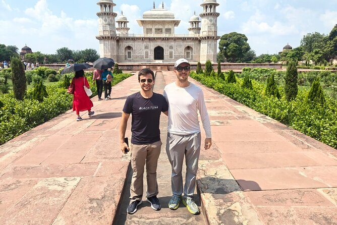 Agra: Skip the Line Taj Mahal and Agra Fort Private Day Tour - What you’re really paying for: value in the private car, guide, and tickets