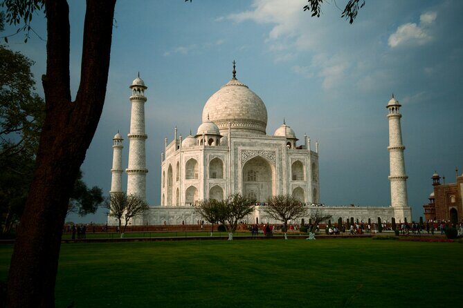Agra: Skip the Line Taj Mahal and Agra Fort Private Day Tour - Who this tour is best for (and who should choose differently)