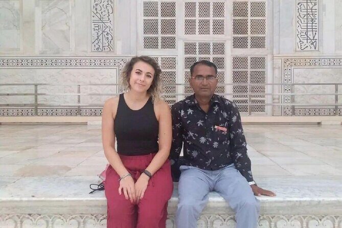 Agra Skip the Line Taj Mahal and Agra Fort Private Tour - The Guide Experience: Clear Explanations, Good English, Help with Photos