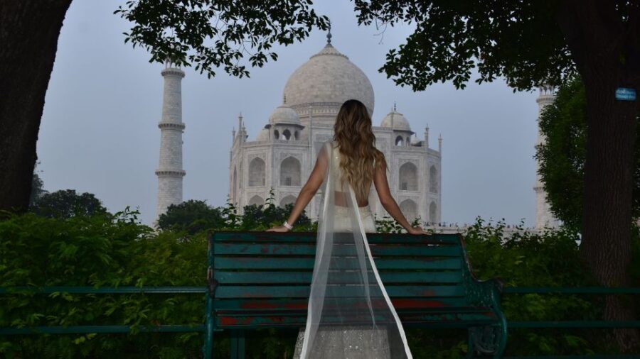 Agra: Skip-the-Line Taj Mahal Guided Tour with Multi Options - Inside the Taj Mahal: what to look for when the guide is talking