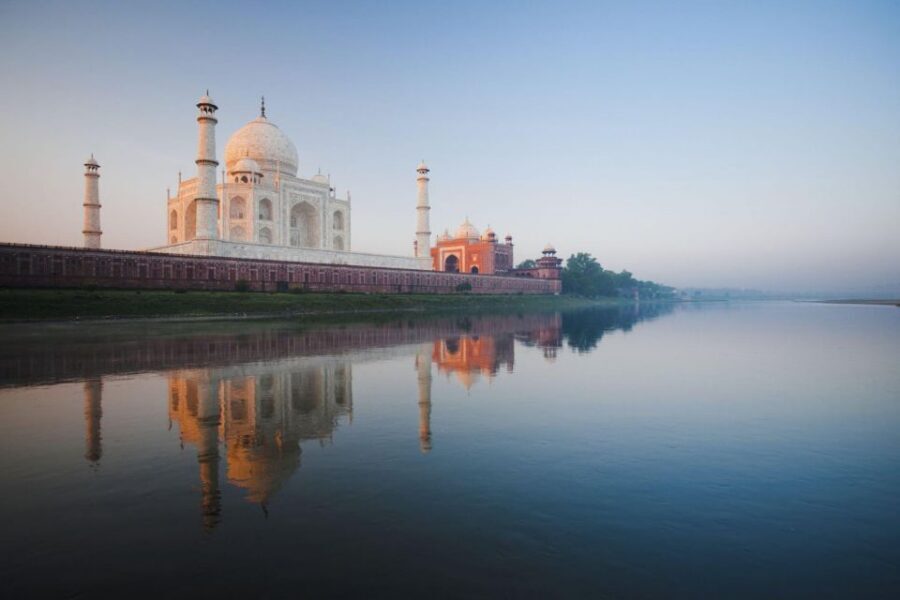 Agra: Skip The Line Taj Mahal Tour With Optional Tuk Tuk - Why skip-the-line access changes the whole Taj Mahal visit