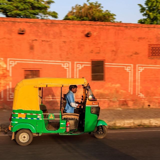Agra: Skip The Line Taj Mahal Tour With Optional Tuk Tuk - The 1-hour Agra stop: walking time and local tasting