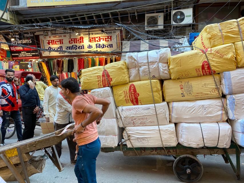 Agra: Street Food Tour with Spice Market on Tuk-Tuk Ride - Spice Market on a Tuk-Tuk: Health Lessons, Not Just Souvenirs