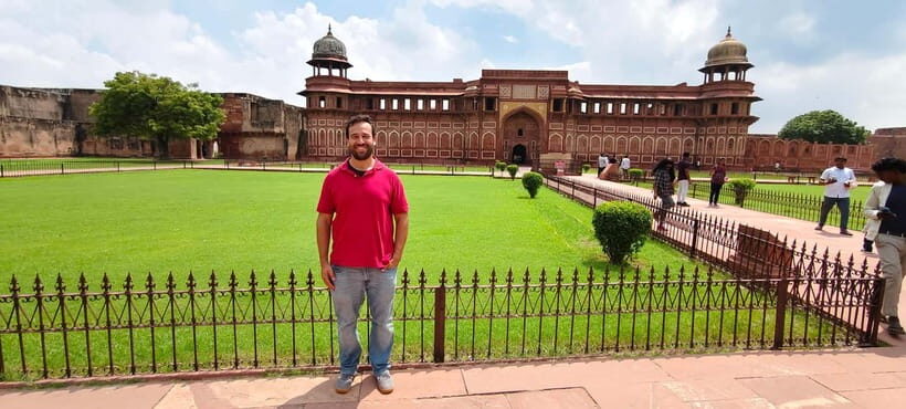 Agra: Taj Mahal, Agra Fort & Fatehpur Sikri Guided Tour - Private AC transport and door-to-door pickup: the comfort part that actually matters
