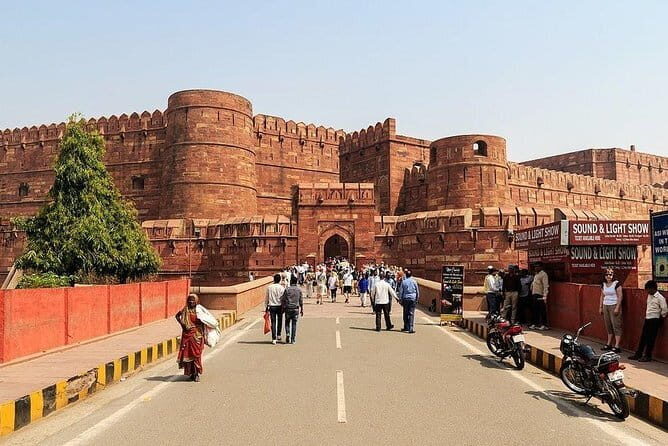 Agra: Taj Mahal and Agra Fort Private Guided Half-Day Trip - Agra Fort after the Taj: panoramic views across the Yamuna