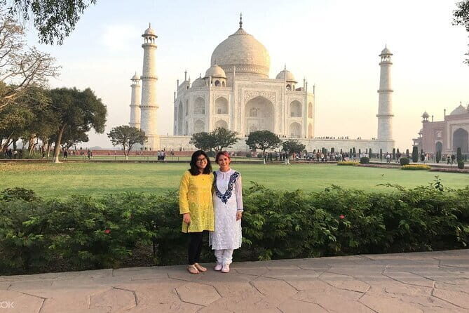 Agra: Taj Mahal and Agra Fort Private Guided Half-Day Trip - Who this private half-day trip is best for
