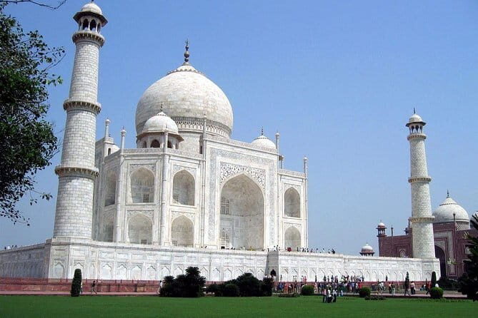 Agra: Taj Mahal and Agra Fort Private Guided Half-Day Trip - Taj Mahal entry setup: shoes, tickets, and not losing time