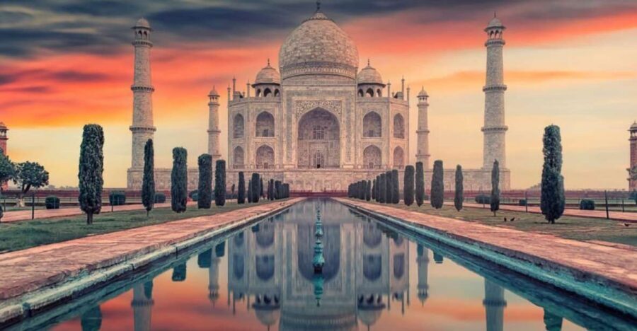 Agra: Taj Mahal and Agra Fort Private Tour with Lunch - Entering the Taj Mahal with Skip-Line Priority Access