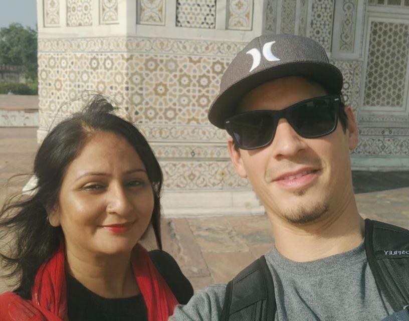 Agra: Taj Mahal Entry Tickets with optional Licensed Guide - A private Taj Mahal tour that actually saves energy
