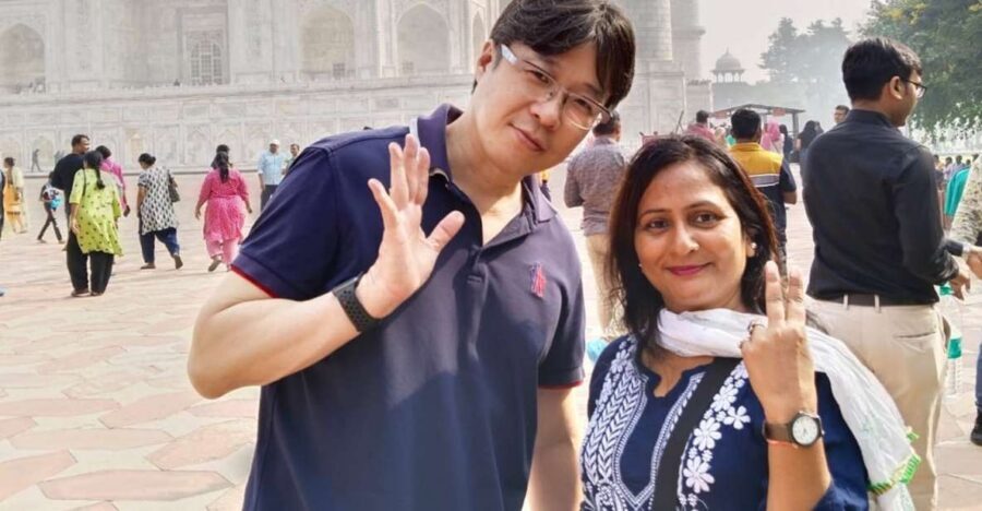 Agra: Taj Mahal Entry Tickets with optional Licensed Guide - Price and value: $10 for a smoother, guided Taj