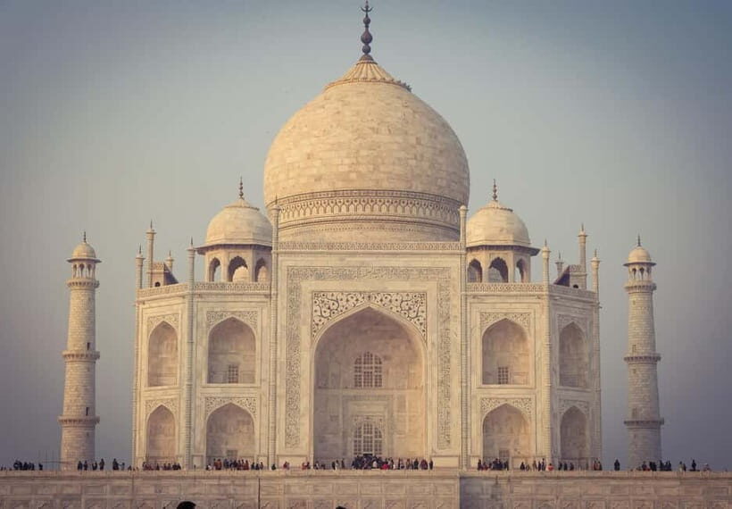 Agra: Taj Mahal Guided Tour with Photography & Rental Saree - What’s included that actually helps at the site