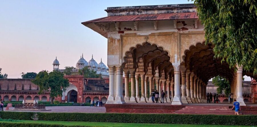 Agra: Taj Mahal Sunrise & Agra Fort Full Day City Tour - Agra Fort: Mughal power, up close