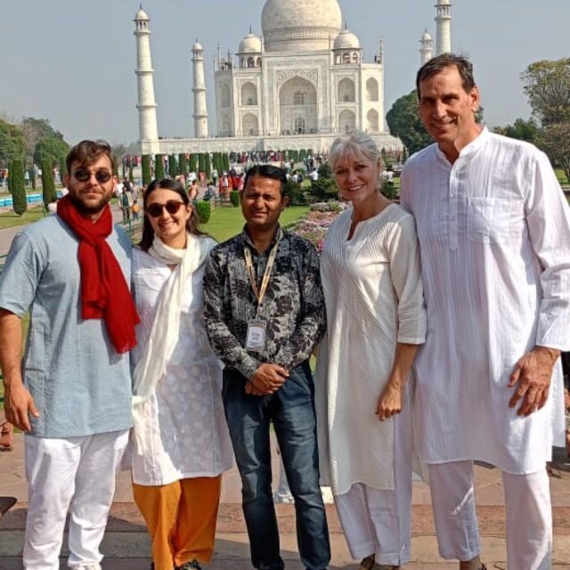 Agra : Taj Mahal tour with guide - The Guided Flow Inside: Free Time Without Losing the Magic