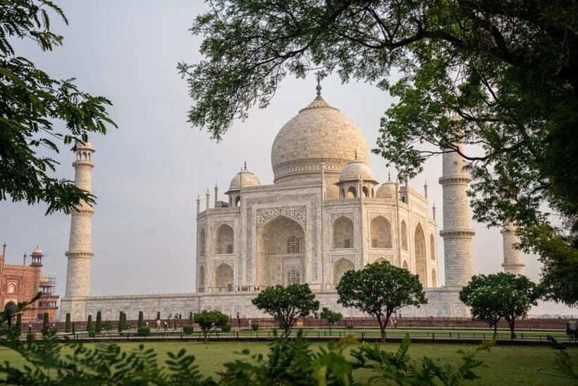 Agra: Taj Mahal Vip Tickets with Guide & Backside Boat Ride - Yamuna Long-Tail Boat Ride Behind the Taj: The View From the Other Side