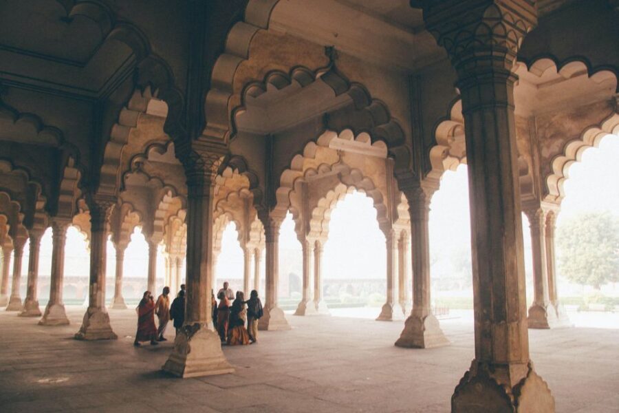 Agra: Tajmahal and Agra fort Entry tickets with Tour Guide - Price and what $38 really buys in Agra
