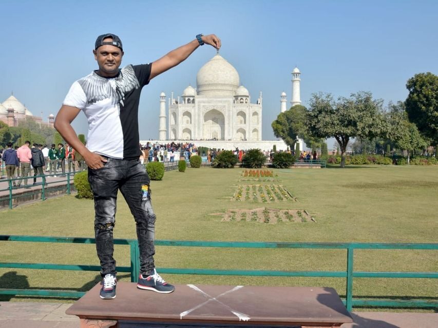 Agra: Tajmahal and Agra fort Entry tickets with Tour Guide - Guides that make the sites make sense (and help you move)