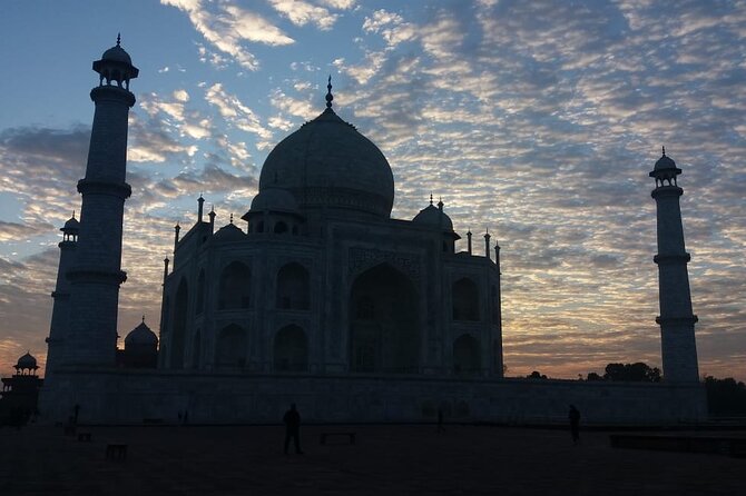 All Inclusive day trip to Taj Mahal Agra Fort from Delhi by Car - Optional buffet lunch: how to decide if you want it