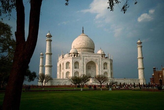 All Inclusive day trip to Taj Mahal Agra Fort from Delhi by Car - Taj Mahal with skip-the-line style entry (and what to expect inside)