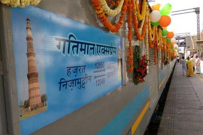 All Inclusive Luxury Taj Mahal Tour from Delhi by Express Train - Executive-class train time: breakfast, dinner, and a calmer pace