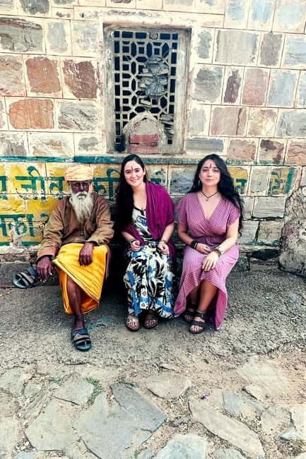 All Inclusive : Private Guided Tour of Varanasi and Sarnath - A 5:30 a.m. Ganges boat ride that sets the tone for Varanasi