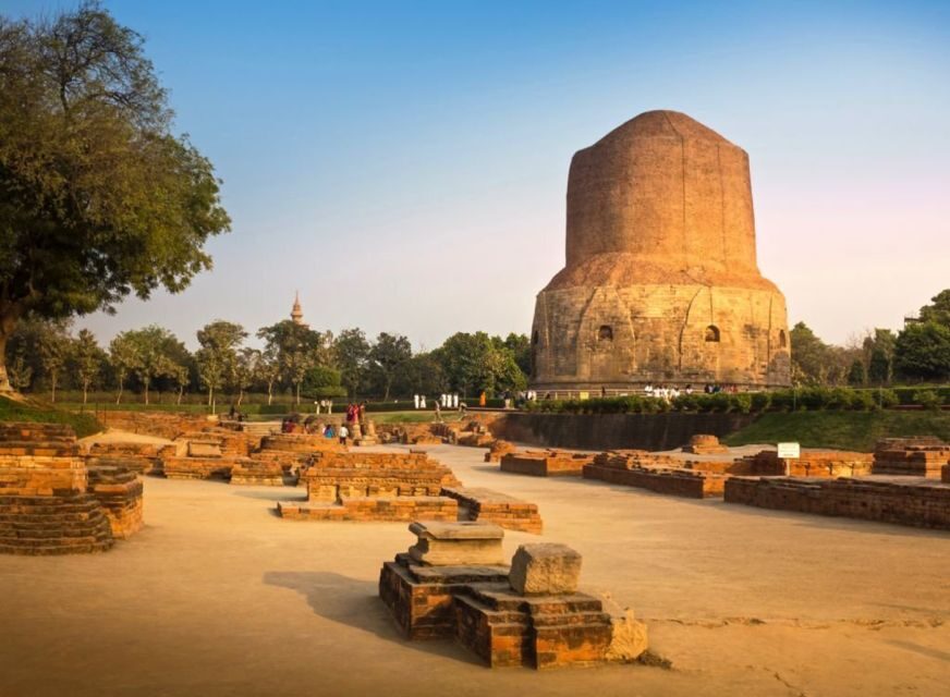 All Inclusive : Private Guided Tour of Varanasi and Sarnath - Dashashwamedh Ghat and evening Ganga Aarti: color, fire, and devotion