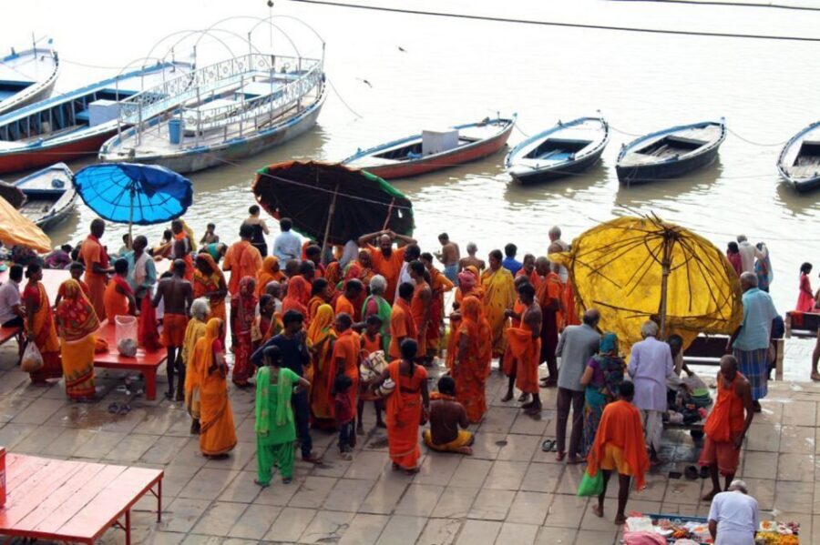 All Inclusive : Private Guided Tour of Varanasi and Sarnath - Kashi Vishwanath Temple: the Jyotirlinga story in real space