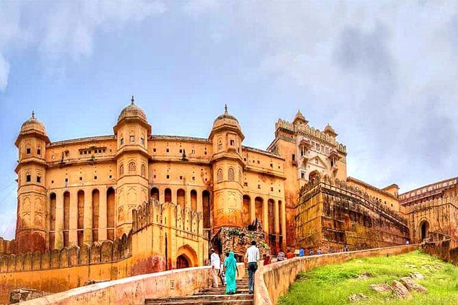 All-Inclusive Private Jaipur Day Trip from Delhi - City Palace: living royal residence meets museum rooms