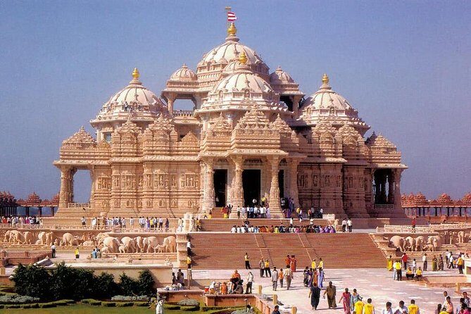 All-Inclusive Sacred Delhi: Private Full-Day Temples Experience - How the 8–9 Hour Temple Schedule Really Feels