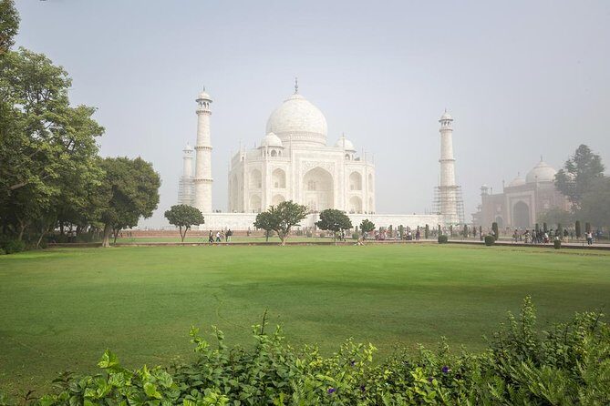 All Inclusive - Taj Mahal Sunrise Tour with 3 World Heritage Site - Taj Mahal at Sunrise: What You Should Expect at 5:30 a.m.