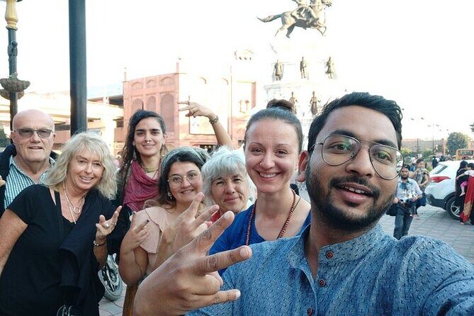 Amritsar 1 Day Tour: Golden Temple, Jalianwala Bagh, Wagah Border - How the day flows: Partition Museum to the Wagah parade