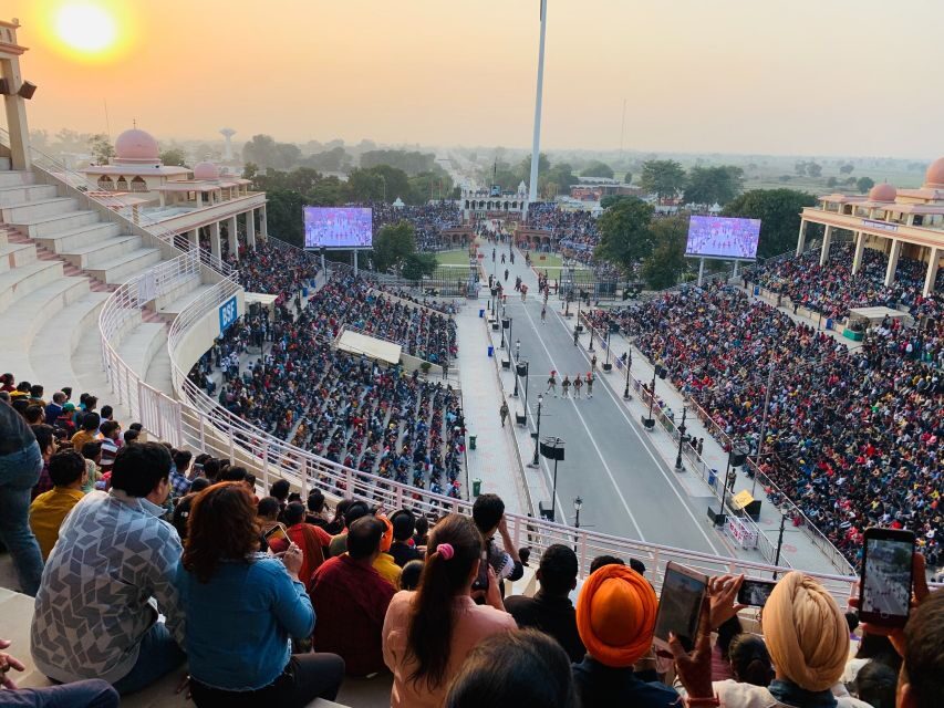 Amritsar : Golden Temple and Jallianwala Bagh Private Tour - Golden Temple: a guided look at faith, architecture, and daily service
