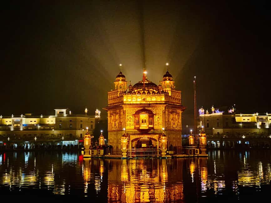 Amritsar Golden Temple- Night view walking tour - Walking in Amritsar after dark: the vibe you should expect