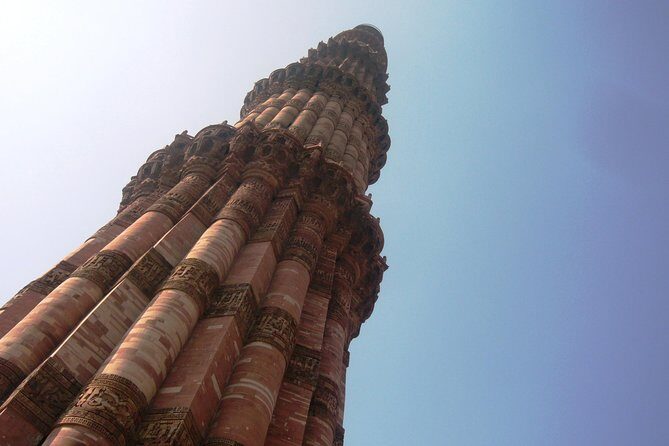 Audio Guided Walking Tour of Qutub Minar & Mehrauli, Delhi - Getting ready: headphones, sanitizer, and signal-proof planning