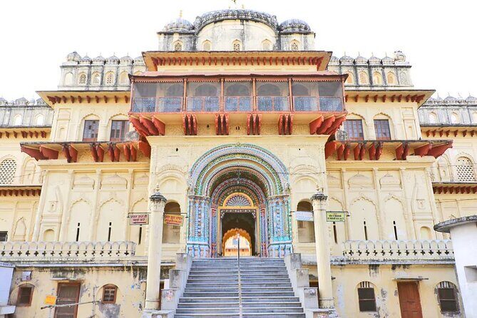 Ayodhya VIP/Sugam Darshan & Accommodation - Wheelchair support - Getting around Ayodhya with pickup and a tight route