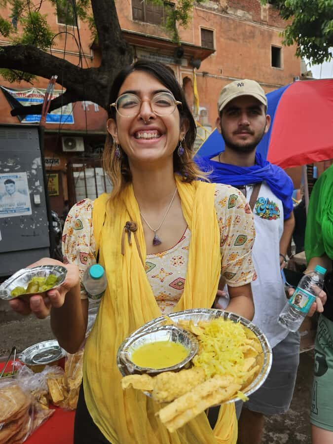 Best Food Tour in Jaipur - Walking the Pink City bazaars: seeing trade in action