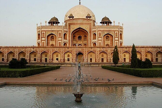 Best-Selling Private Taj Mahal & Agra Fort Day Trip from Delhi - Lunch in Agra: food break without losing the momentum