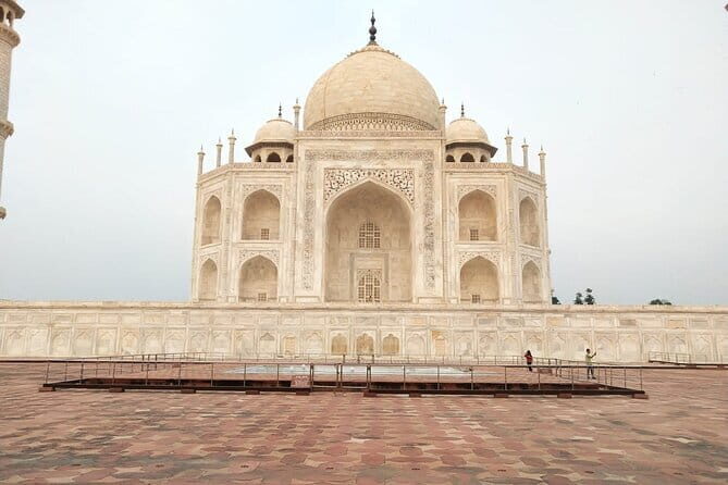 Best Taj Mahal Tour From Delhi - What I like most: timing and support