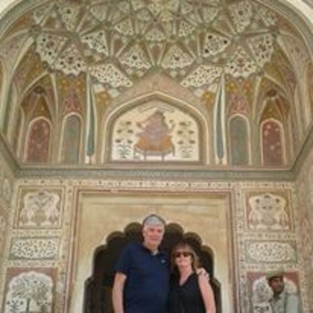 Book Govt. Approved Tour Guide for Jaipur City Tour - Panna Meena ka Kund: quick visit, memorable visuals