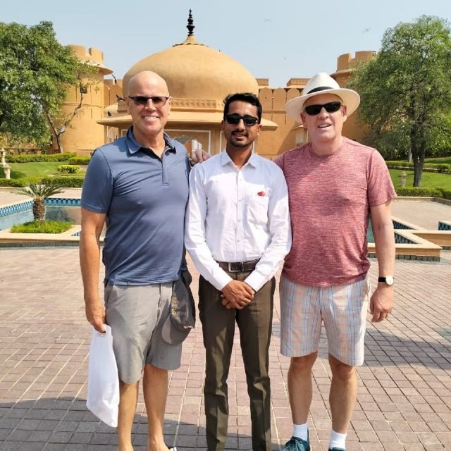 Book Govt. Approved Tour Guide for Jaipur City Tour - Jaipur lunch and market time for arts and crafts