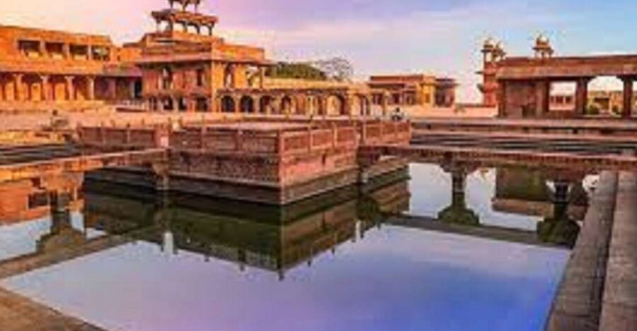 Book Official Tour Guide for Fatehpur Sikri. - What you’ll learn while walking the “deserted capital”