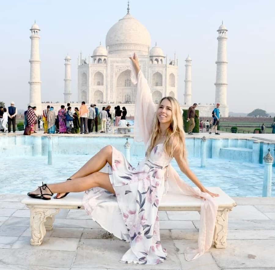 Book Taj Mahal Entry Tickets with Skip the Line Entry. - Ticket value: mausoleum access plus more than just entry
