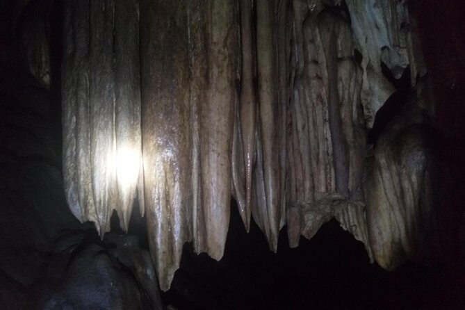Caving Tour in Rishikesh - 6 Hrs. - Pawki Devi Temple: a calm, spiritual reset mid-day