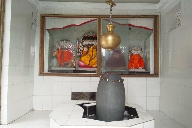Caving Tour in Rishikesh - 6 Hrs. - The second cave, plus a waterfall break