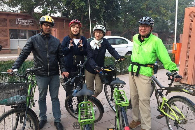 Countryside Bicycle Tour - Coffee, tea, and snacks during your half-day ride