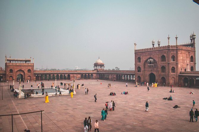 Create Your Own: Customisable Private Day Tour of Delhi by Car - Akshardham Temple: Modern-Scale Culture and Exhibits