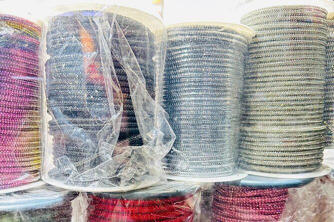 Customized Half Day and Full Day Delhi Shopping, Street Food Tour - Why this Delhi shopping-and-food route feels easier