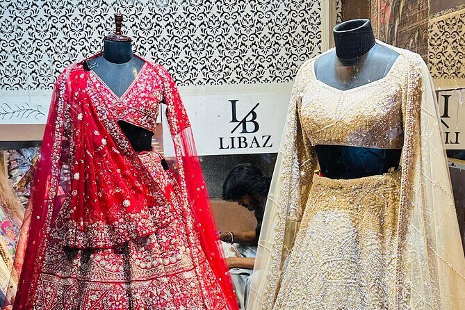 Customized Half Day and Full Day Delhi Shopping, Street Food Tour - Shahpur Jat near Fashion Street: fashion shopping with old-city roots