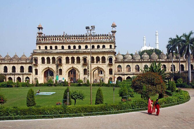 Day Tour Of Lucknow - British Residency and the Story Behind the Stones